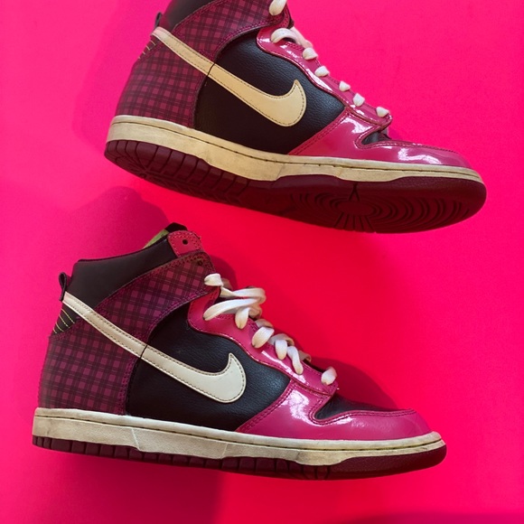 hot pink sneakers
